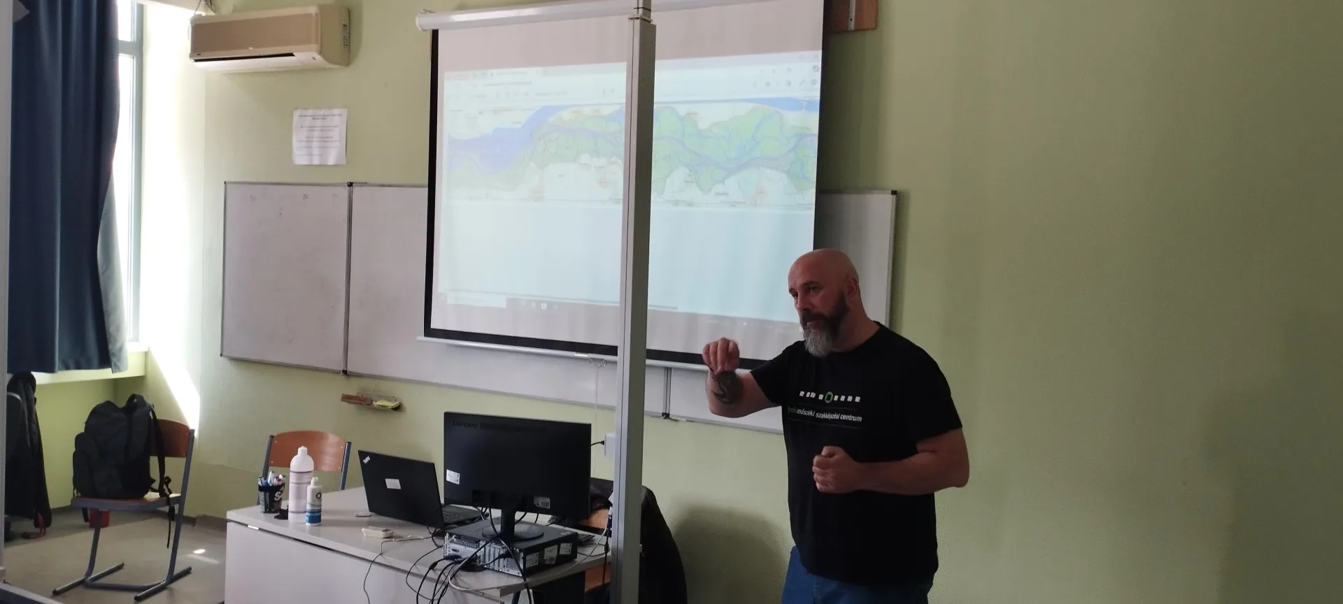 Betonhajó projekt - Kautz Gyula Gazdaságtudományi Kar SZE